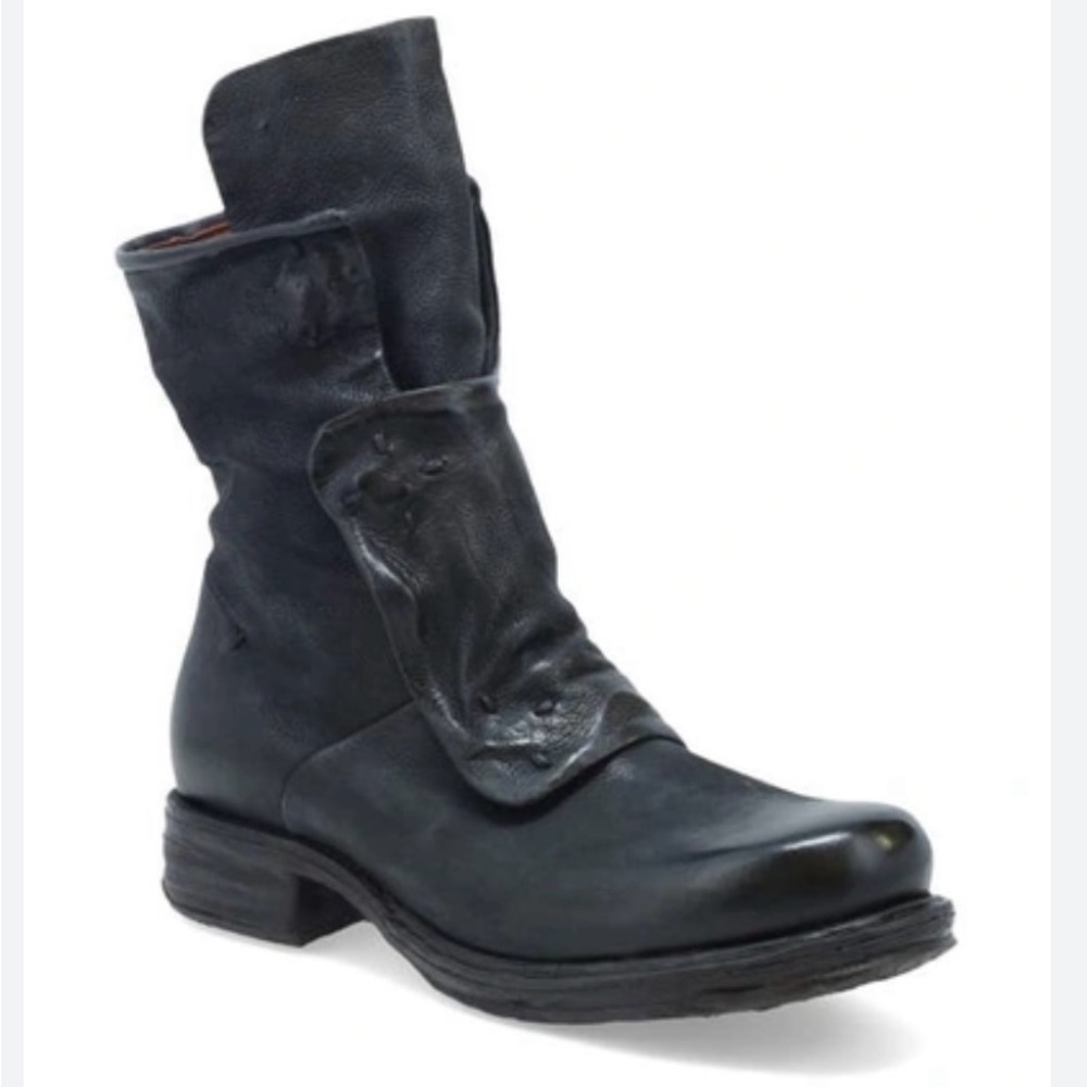 A.S.98 Sills Booties In Black Distressed Leather size 39
